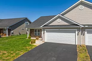 35 Cotswold Ln, Falling Waters, WV 25419 - Photo 43