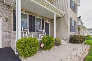 32 Azera Dr, Inwood, WV 25428 - Photo 5