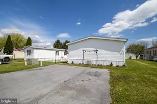 52 Crown Ct, Martinsburg, WV 25401 - Photo 7