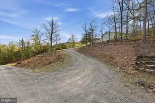 379 Jura Dr, Hedgesville, WV 25427 - Photo 53