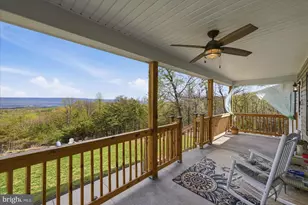 379 Jura Dr, Hedgesville, WV 25427 - Photo 9
