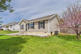 218 Larry Way, Bunker Hill, WV 25413 - Photo 5