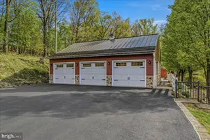 3877 Dry Run Rd, Hedgesville, WV 25427 - Photo 15