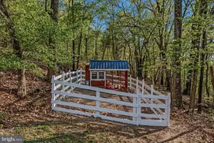3877 Dry Run Rd, Hedgesville, WV 25427 - Photo 17