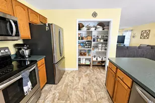 61 Clemson Dr, Falling Waters, WV 25419 - Photo 15