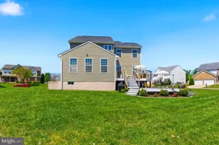 101 Chagall Ln, Martinsburg, WV 25403 - Photo 43