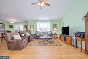 93 Invasion Ct, Bunker Hill, WV 25413 - Photo 5
