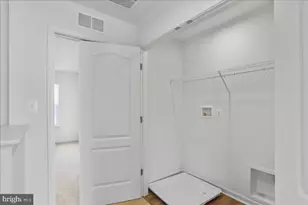 100 Stafford Pl, Falling Waters, WV 25419 - Photo 17
