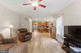 369 Rotterham Dr, Hedgesville, WV 25427 - Photo 23