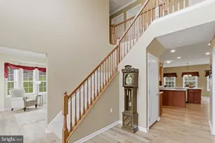 369 Rotterham Dr, Hedgesville, WV 25427 - Photo 7