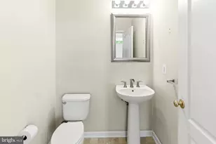 313 Lewisburg Ln, Martinsburg, WV 25403 - Photo 21