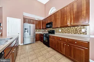 250 Dinwiddie Way, Kearneysville, WV 25430 - Photo 11