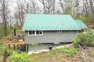 385 Crowfoot Ln, Gerrardstown, WV 25420 - Photo 5