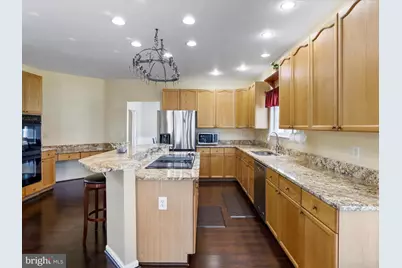 256 Holden Drive, Martinsburg, WV 25403 - Photo 11