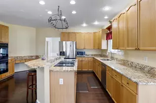 256 Holden Dr, Martinsburg, WV 25403 - Photo 11