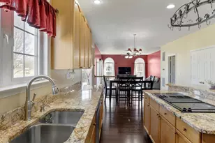 256 Holden Dr, Martinsburg, WV 25403 - Photo 15