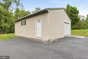 117 Beverly Ln, Falling Waters, WV 25419 - Photo 9