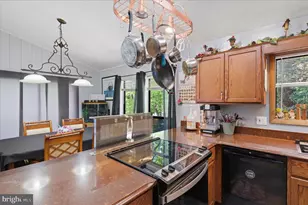 530 Tecumseh Trail, Hedgesville, WV 25427 - Photo 9