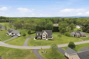 178 Stormfield Dr E, Martinsburg, WV 25404 - Photo 53