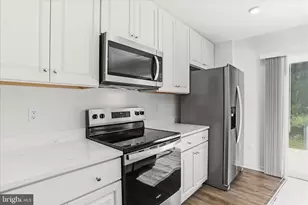462 Ludgate Mnr, Falling Waters, WV 25419 - Photo 19