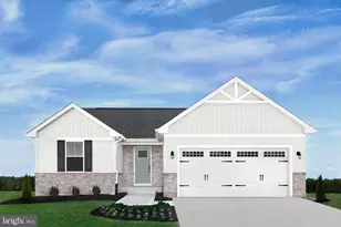 1058 Caracas Blvd, Martinsburg, WV 25403 - Photo 1