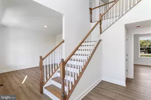 23 Sussex Dr, Falling Waters, WV 25419 - Photo 5