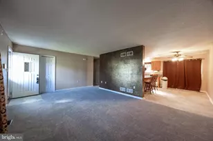 351 Mimosa Dr, Martinsburg, WV 25404 - Photo 11