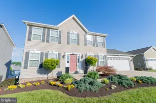 48 Toulouse Ln, Martinsburg, WV 25403 - Photo 1