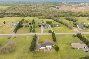 1131 Kelly Island Rd, Martinsburg, WV 25405 - Photo 9