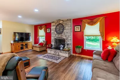 7647 Hedgesville Road, Hedgesville, WV 25427 - Photo 5