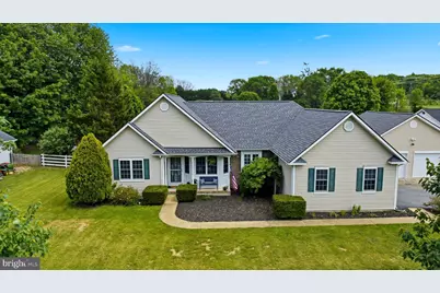 100 Capricorn Drive, Martinsburg, WV 25403 - Photo 3