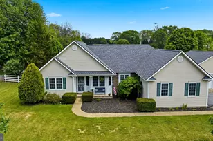 100 Capricorn Dr, Martinsburg, WV 25403 - Photo 3