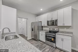 84 Huntsville Ct, Martinsburg, WV 25403 - Photo 9