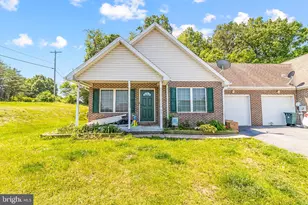 11 & 15 Galbus Ct, Falling Waters, WV 25419 - Photo 5