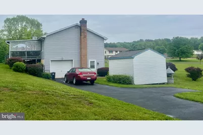27 Canterbury Drive, Martinsburg, WV 25403 - Photo 7