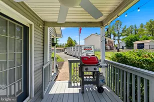 389 Grove Farm Ln, Martinsburg, WV 25404 - Photo 49