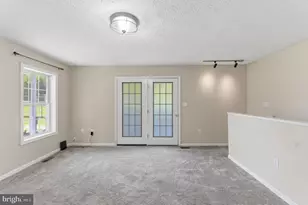 389 Grove Farm Ln, Martinsburg, WV 25404 - Photo 5