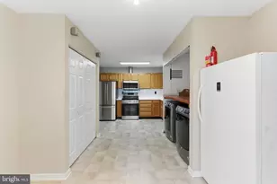 389 Grove Farm Ln, Martinsburg, WV 25404 - Photo 17