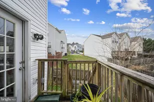 27 Litchfield Ln W, Martinsburg, WV 25405 - Photo 7