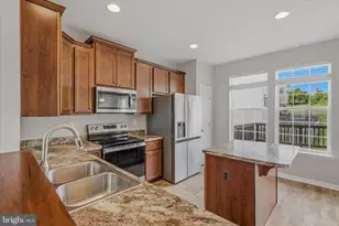 23 Landis Ct, Falling Waters, WV 25419 - Photo 11