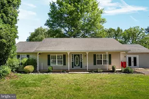 118 McGill Dr, Gerrardstown, WV 25420 - Photo 1