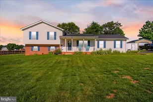 600 Canterbury Dr, Martinsburg, WV 25403 - Photo 1