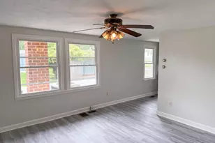 98 Grimes Dr, Martinsburg, WV 25403 - Photo 3
