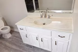 98 Grimes Dr, Martinsburg, WV 25403 - Photo 15