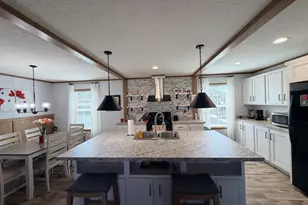 320 Valentine Dr, Martinsburg, WV 25405 - Photo 1