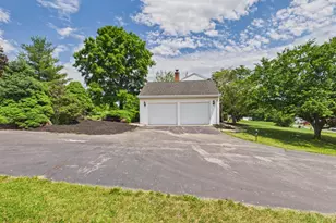 107 Twin Lakes Cir, Martinsburg, WV 25405 - Photo 11