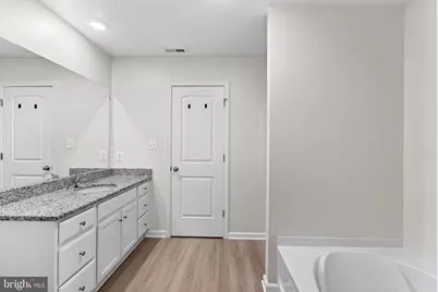 112 Cramsford Street, Falling Waters, WV 25419 - Photo 23