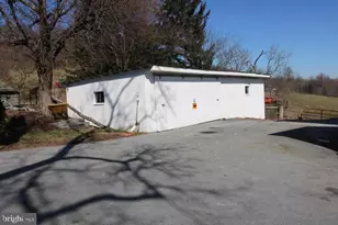 627 Hammonds Mill Rd, Hedgesville, WV 25427 - Photo 5