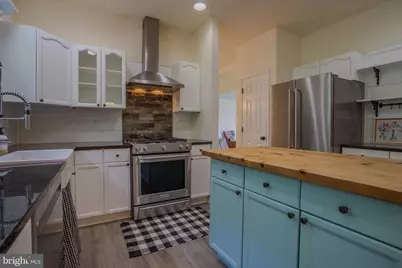 1704 Memorial Park Avenue, Martinsburg, WV 25401 - Photo 11