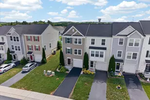 87 Kensington Terrace, Martinsburg, WV 25405 - Photo 3
